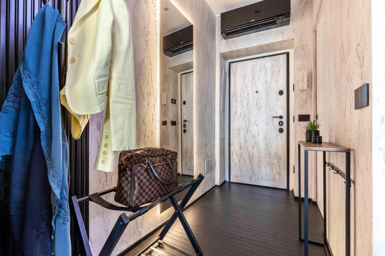 Quadrilatero Della Moda- Luxury Loft In The Heart Of The Fashion District Милано Екстериор снимка