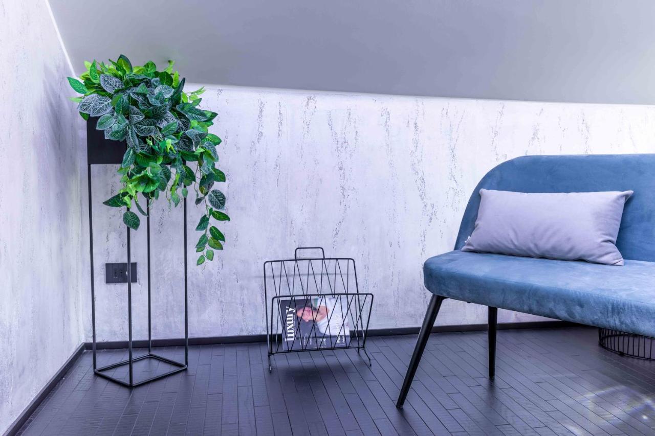Quadrilatero Della Moda- Luxury Loft In The Heart Of The Fashion District Милано Екстериор снимка